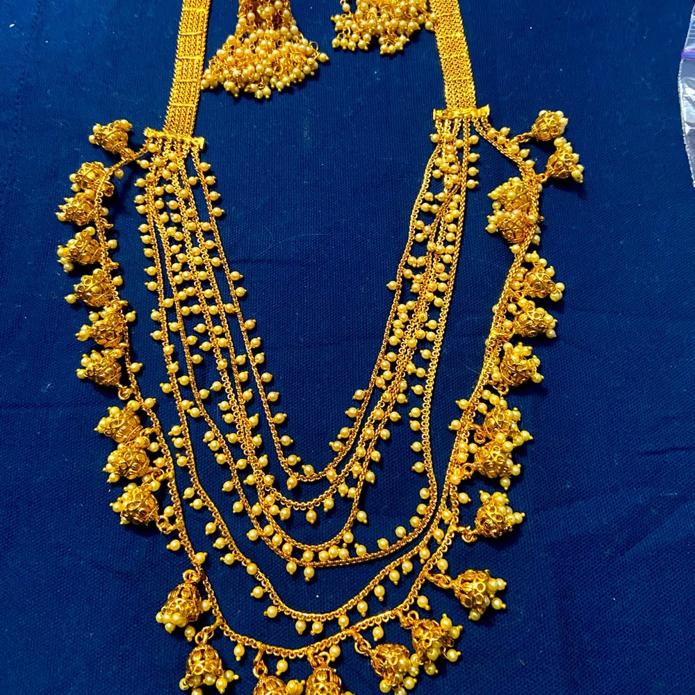 Long 6 liner gold plated gorgeous necklace with earrings